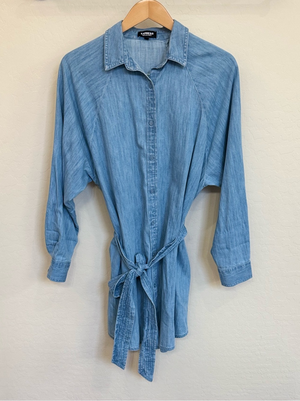 Express Denim Boyfriend Portofino Shirt Dress Tie Waist Size Small